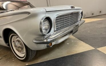 Plymouth-Valiant-1963-White-Red-12