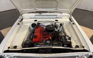 Plymouth-Valiant-1963-White-Red-15