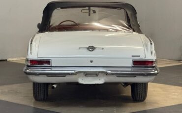 Plymouth-Valiant-1963-White-Red-2