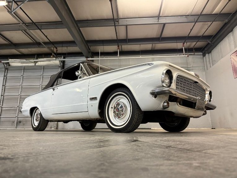 Plymouth-Valiant-1963-White-Red-21