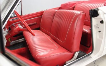 Plymouth-Valiant-1963-White-Red-27