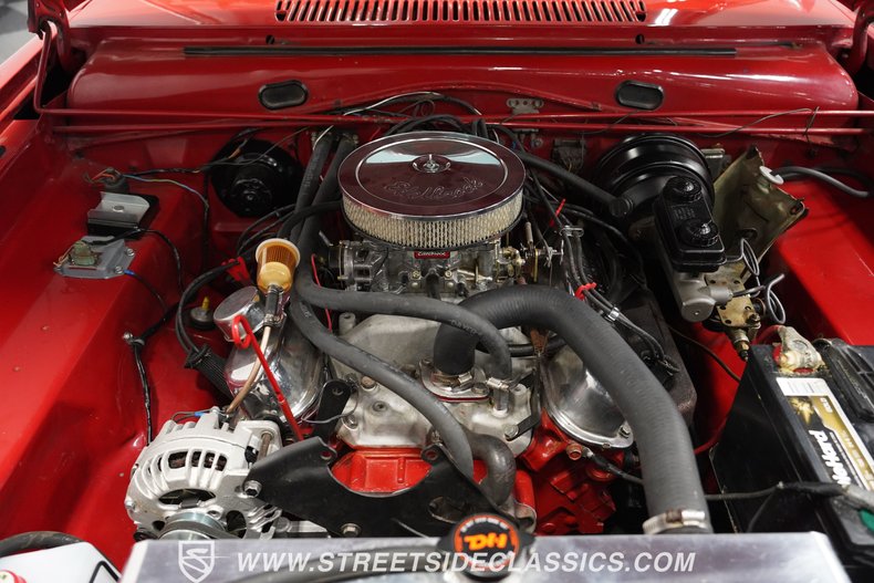 Plymouth-Valiant-1964-Red-Black-40