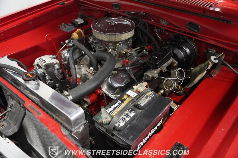 Plymouth-Valiant-1964-Red-Black-41