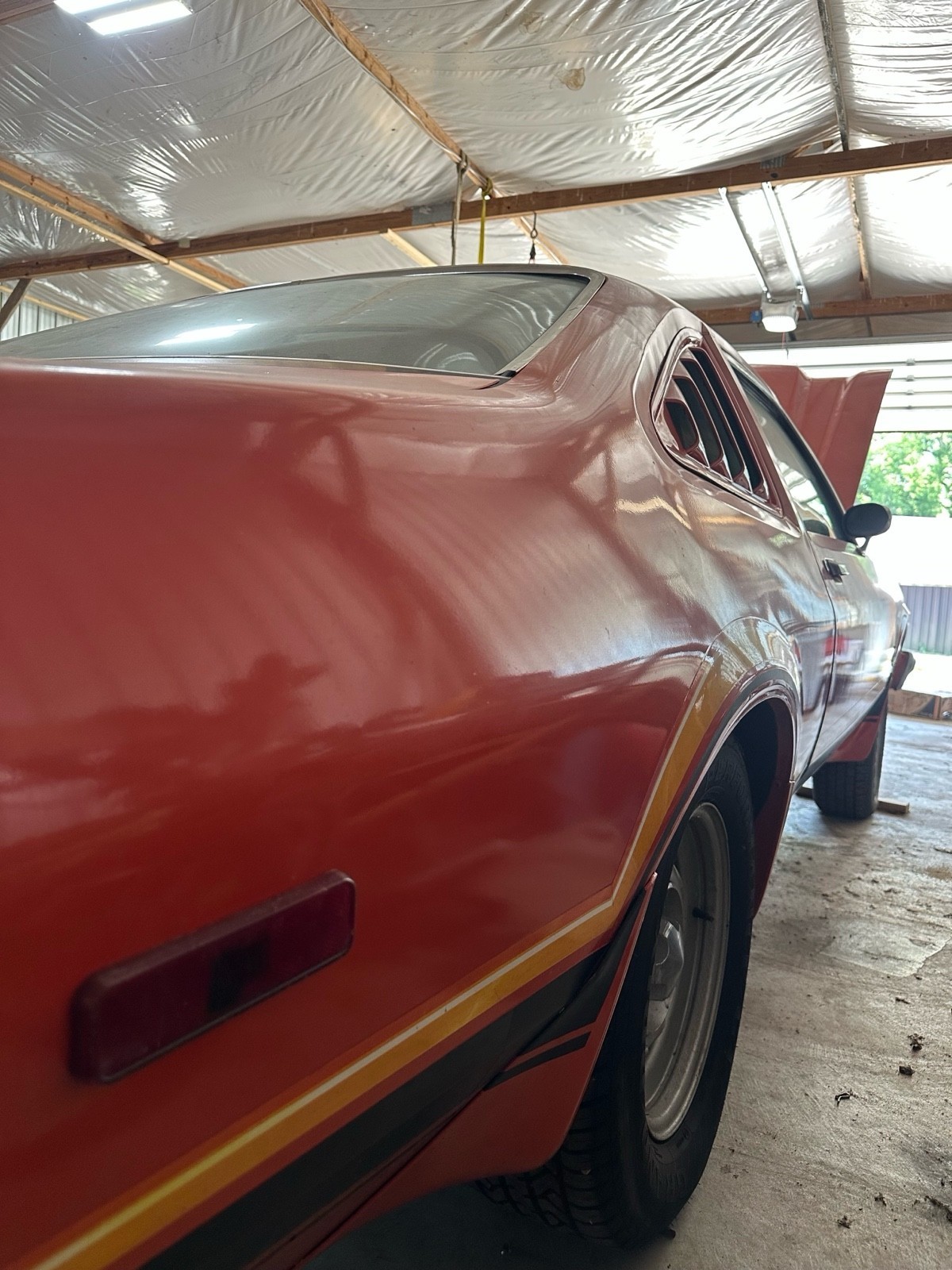 Plymouth-Volare-1976-Coupe-3