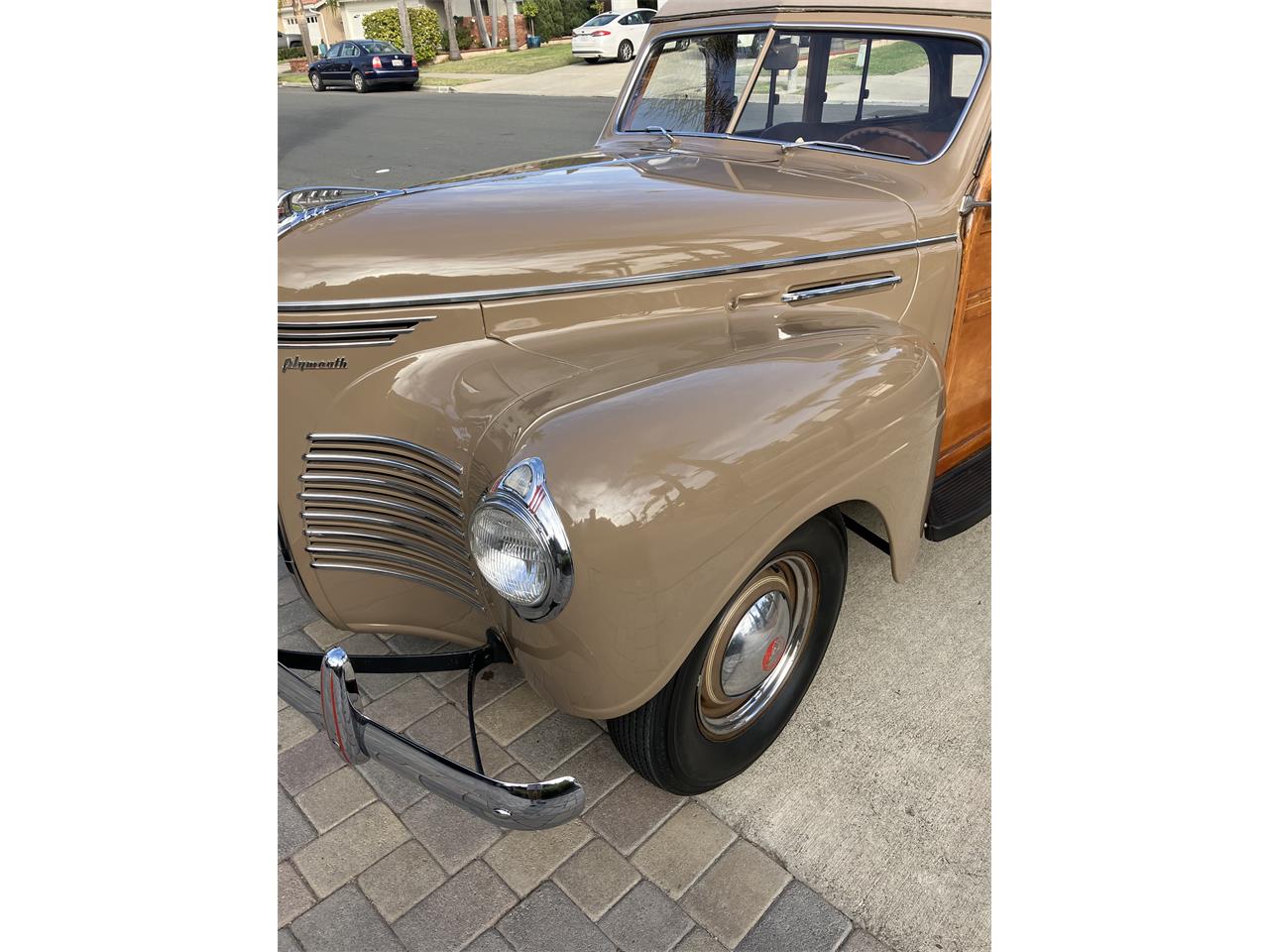 Plymouth-Woody-wagon-1940-Cocoa-Brown-Saddle-16