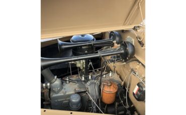 Plymouth-Woody-wagon-1940-Cocoa-Brown-Saddle-18