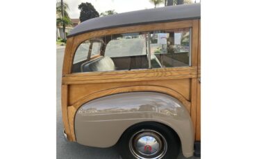 Plymouth-Woody-wagon-1940-Cocoa-Brown-Saddle-26