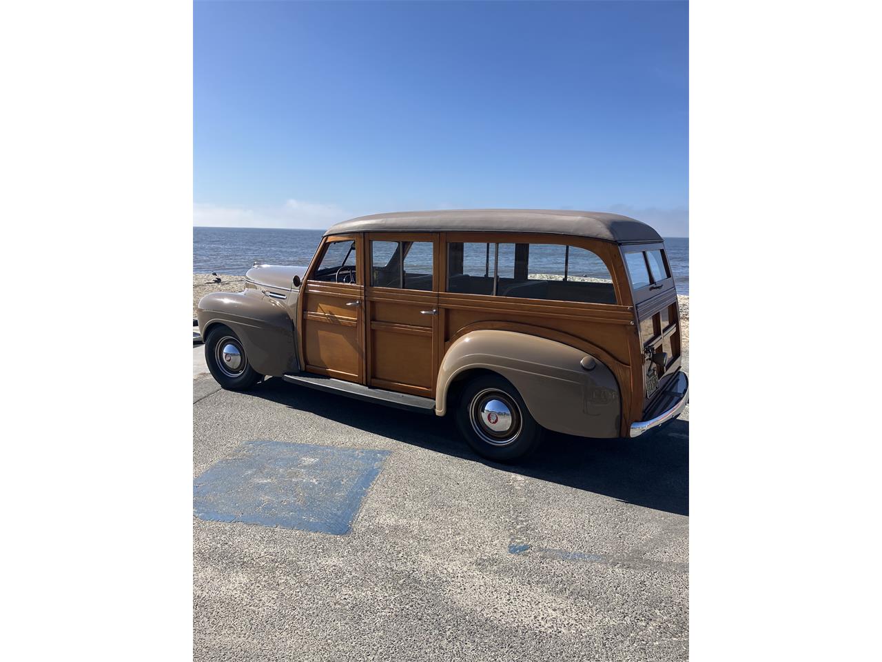 Plymouth-Woody-wagon-1940-Cocoa-Brown-Saddle-32