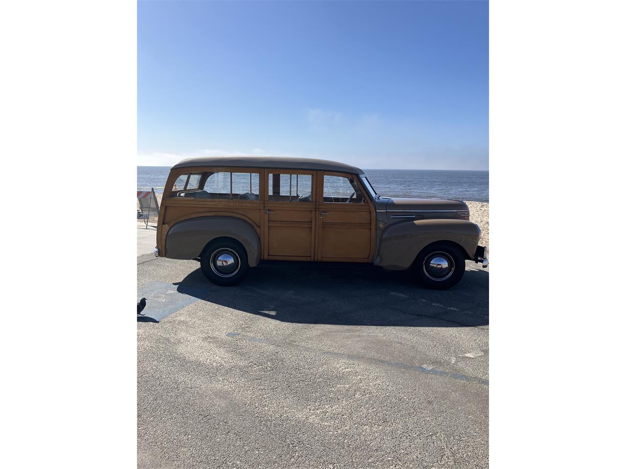 Plymouth-Woody-wagon-1940-Cocoa-Brown-Saddle-4