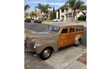 Plymouth-Woody-wagon-1940-Cocoa-Brown-Saddle-6