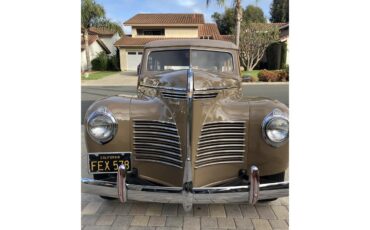 Plymouth-Woody-wagon-1940-Cocoa-Brown-Saddle-8