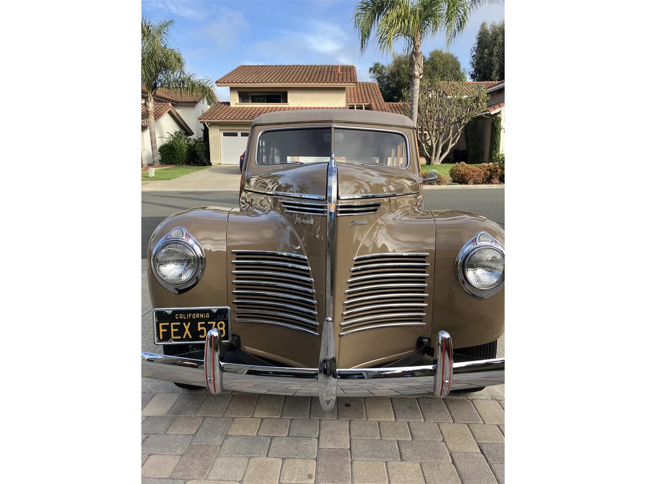 Plymouth-Woody-wagon-1940-Cocoa-Brown-Saddle-8