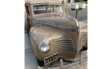 Plymouth-Woody-wagon-1940-Cocoa-Brown-Saddle-9