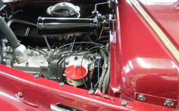 Plymouth-Woody-wagon-1940-Maroon-Brown-13