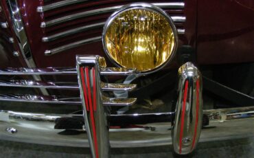 Plymouth-Woody-wagon-1940-Maroon-Brown-47