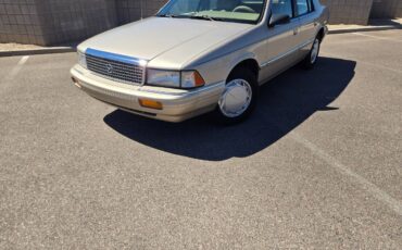 Plymouth-acclaim-1991-6