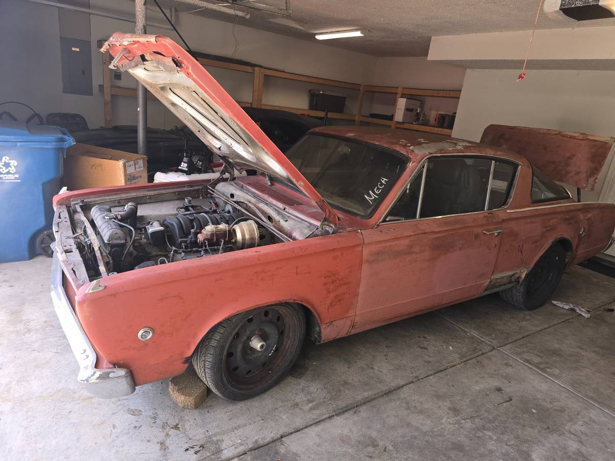Plymouth-barracuda-1966-red-9