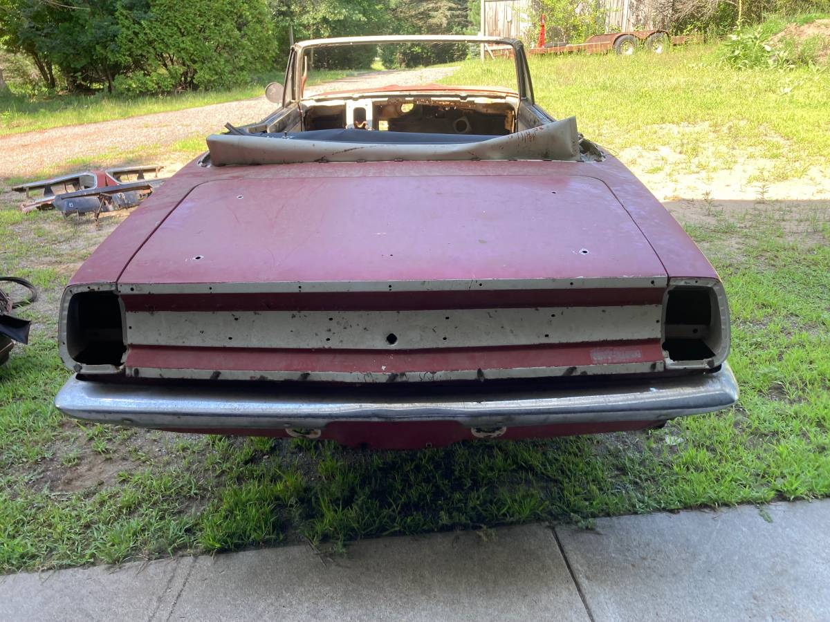 Plymouth-barracuda-1967-custom-3