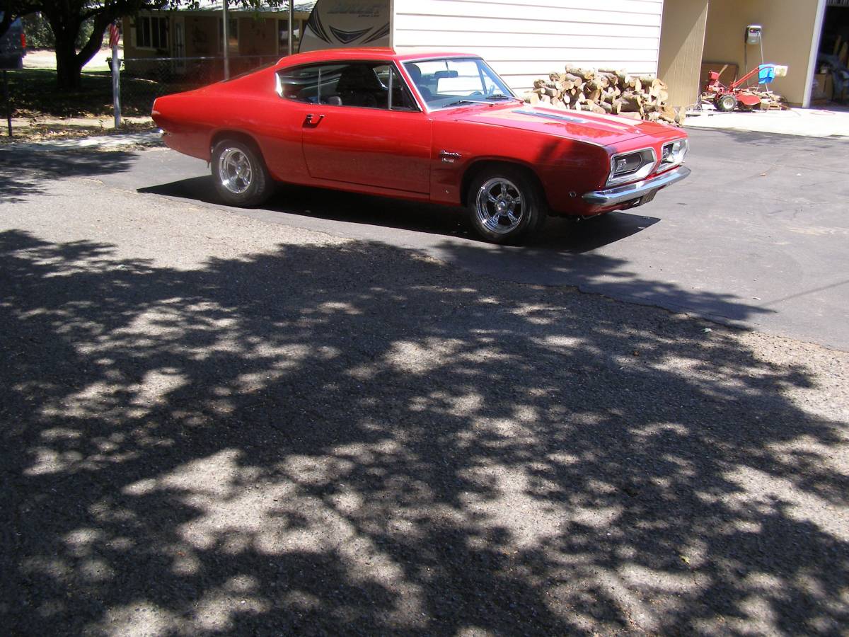 Plymouth-barracuda-1968-red-3