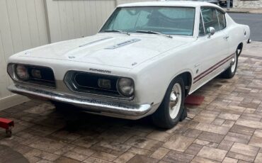 Plymouth-barracuda-1968-white-1