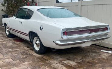 Plymouth-barracuda-1968-white-2