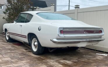 Plymouth-barracuda-1968-white-3