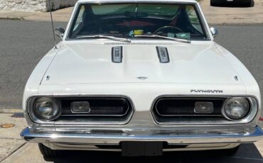 Plymouth-barracuda-1968-white-4
