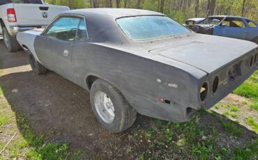 Plymouth-barracuda-1973-7