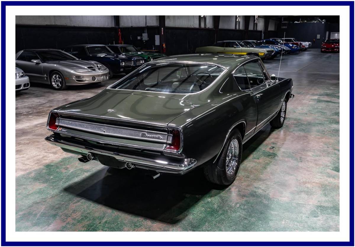 Plymouth-barracuda-formula-s-1967-green-19