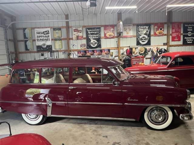 Plymouth-belvedere-1954-red-10