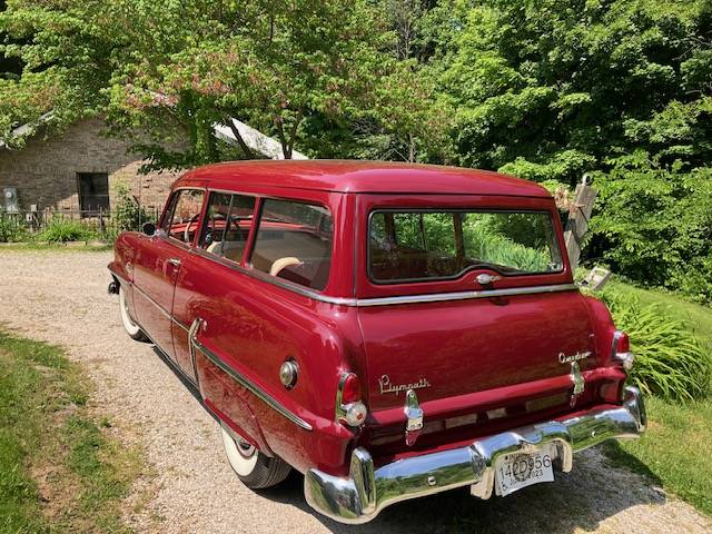 Plymouth-belvedere-1954-red-2