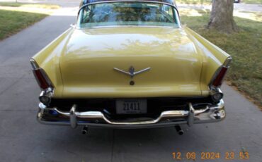 Plymouth-belvedere-1956-yellow-6