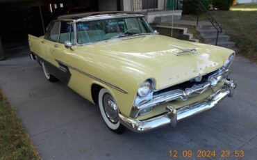 Plymouth-belvedere-1956-yellow-7