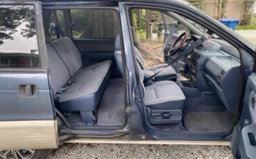 Plymouth-colt-vista-1992-blue-3