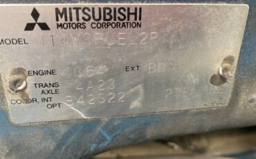 Plymouth-colt-vista-1992-blue-8