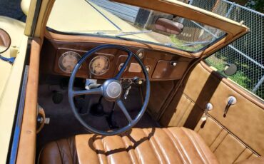 Plymouth-convertible-1937-custom-10