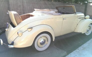 Plymouth-convertible-1937-custom-2