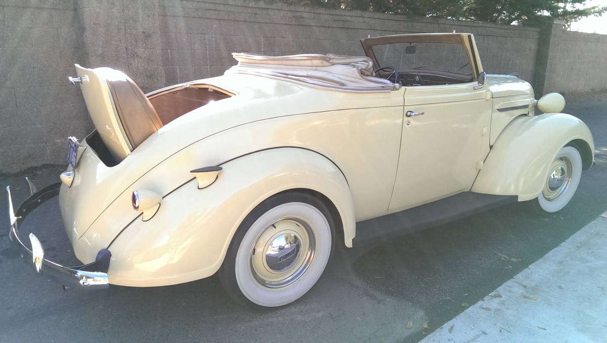 Plymouth-convertible-1937-custom-2
