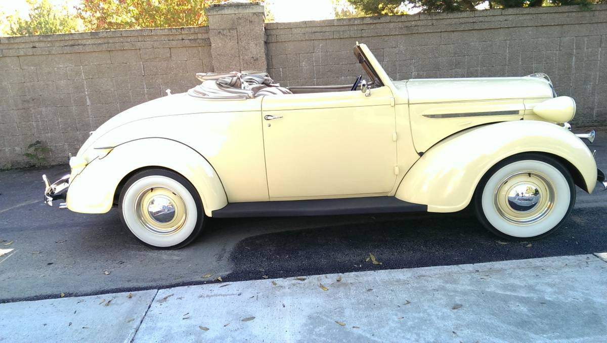 Plymouth-convertible-1937-custom-3