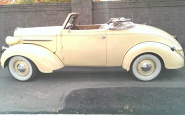 Plymouth-convertible-1937-custom-4