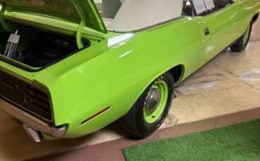 Plymouth-cuda-1970-green-13