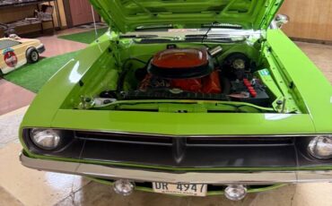 Plymouth-cuda-1970-green-3