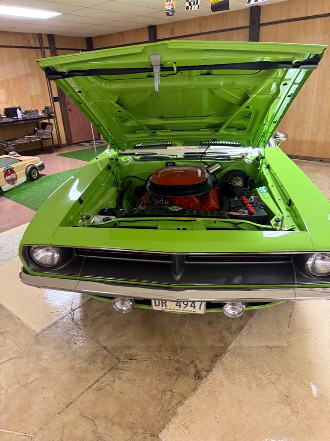 Plymouth-cuda-1970-green-3