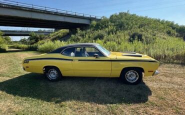 Plymouth-duster-1970-yellow-12