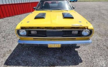 Plymouth-duster-1970-yellow-2