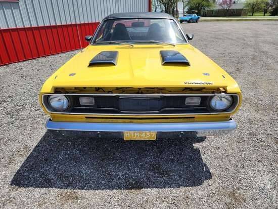 Plymouth-duster-1970-yellow-2