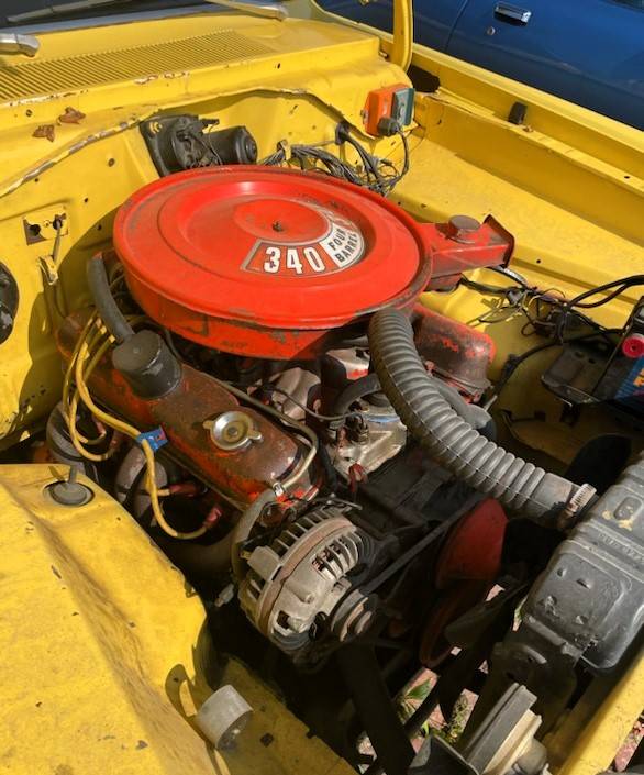 Plymouth-duster-1970-yellow-24