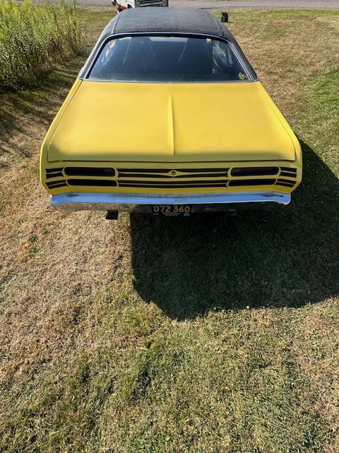 Plymouth-duster-1970-yellow-4