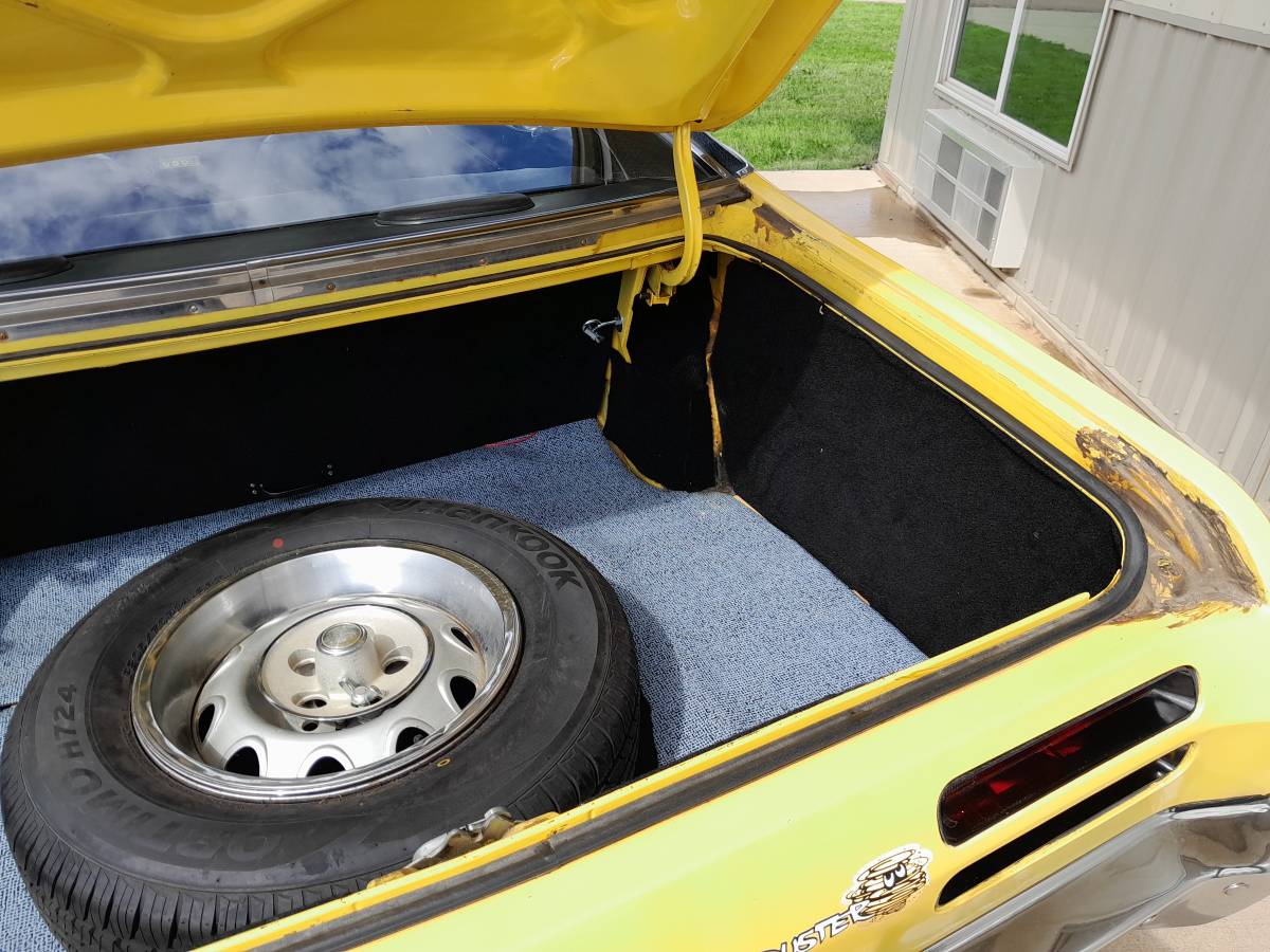 Plymouth-duster-1971-15