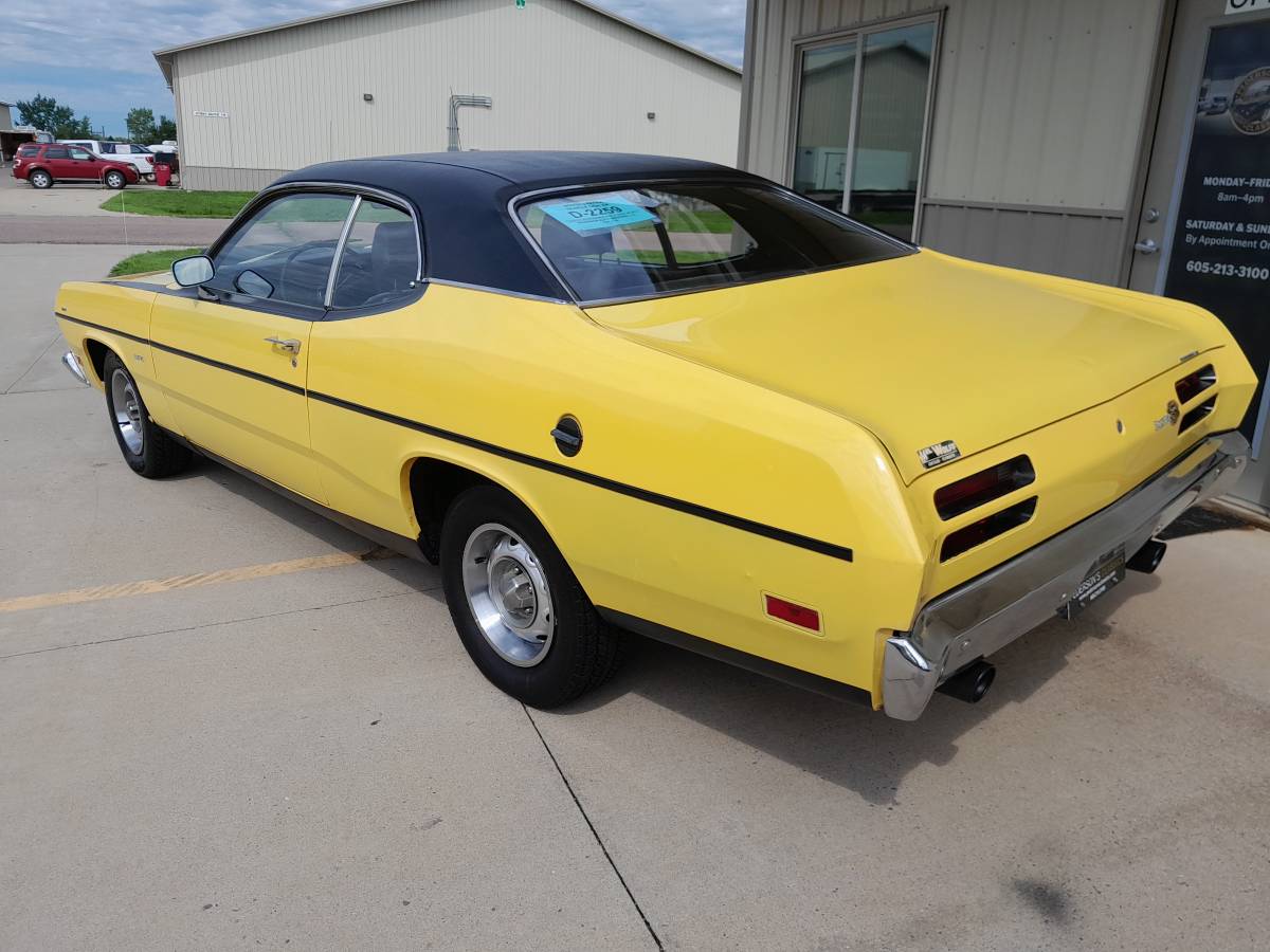 Plymouth-duster-1971-2